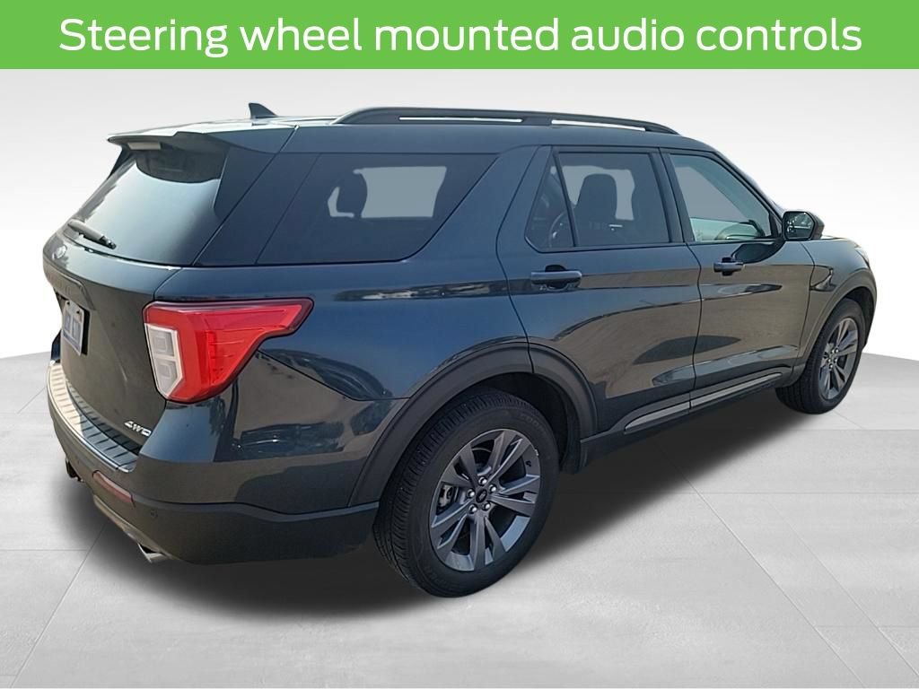 Used 2022 Ford Explorer XLT w/ Equipment Group 202A AWD/4WD image 12