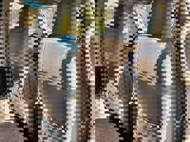 Used 2020 Chrysler Pacifica Touring-L w/ Tire & Wheel Group image 13