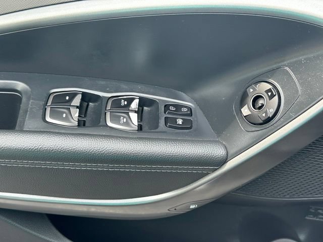 Used 2018 Hyundai Santa Fe Sport w/ 2.4L Value Package 02 AWD/4WD image 19