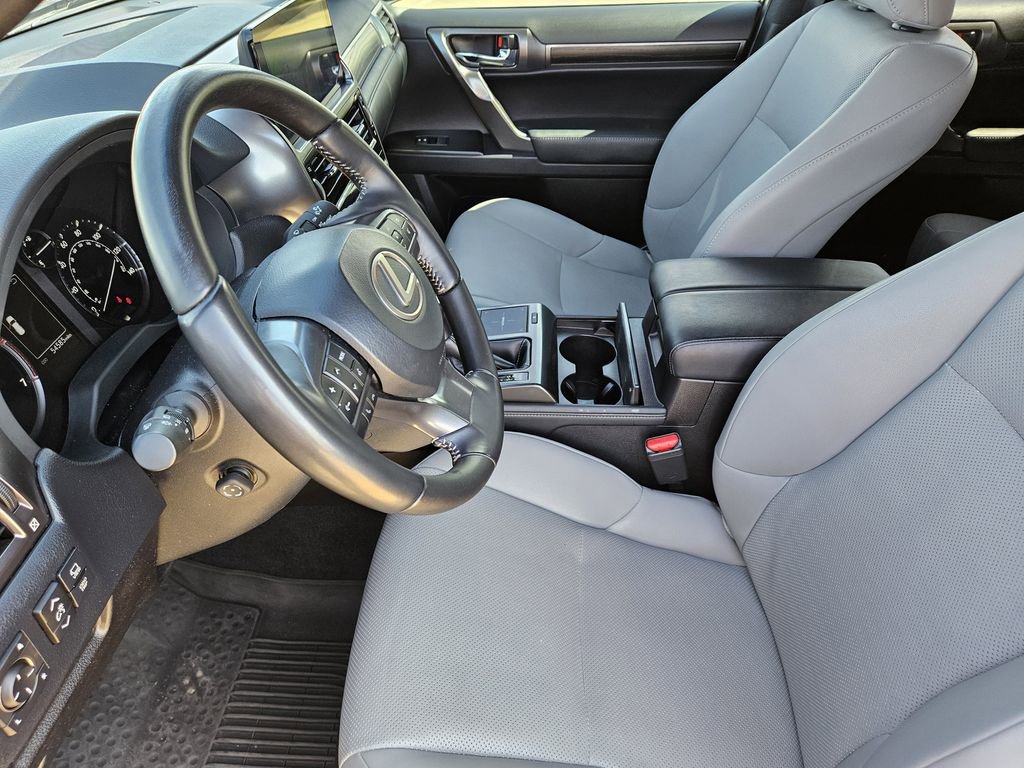 Used 2023 Lexus GX 460 w/ Black Line Special Edition AWD/4WD image 17