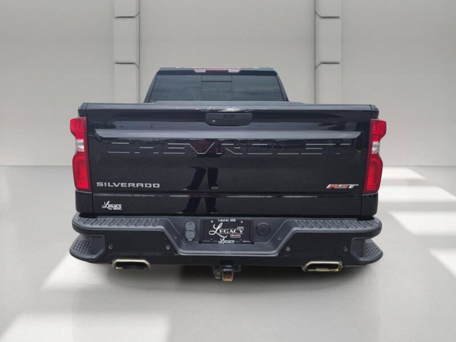 Used 2020 Chevrolet Silverado 1500 RST AWD/4WD image 6