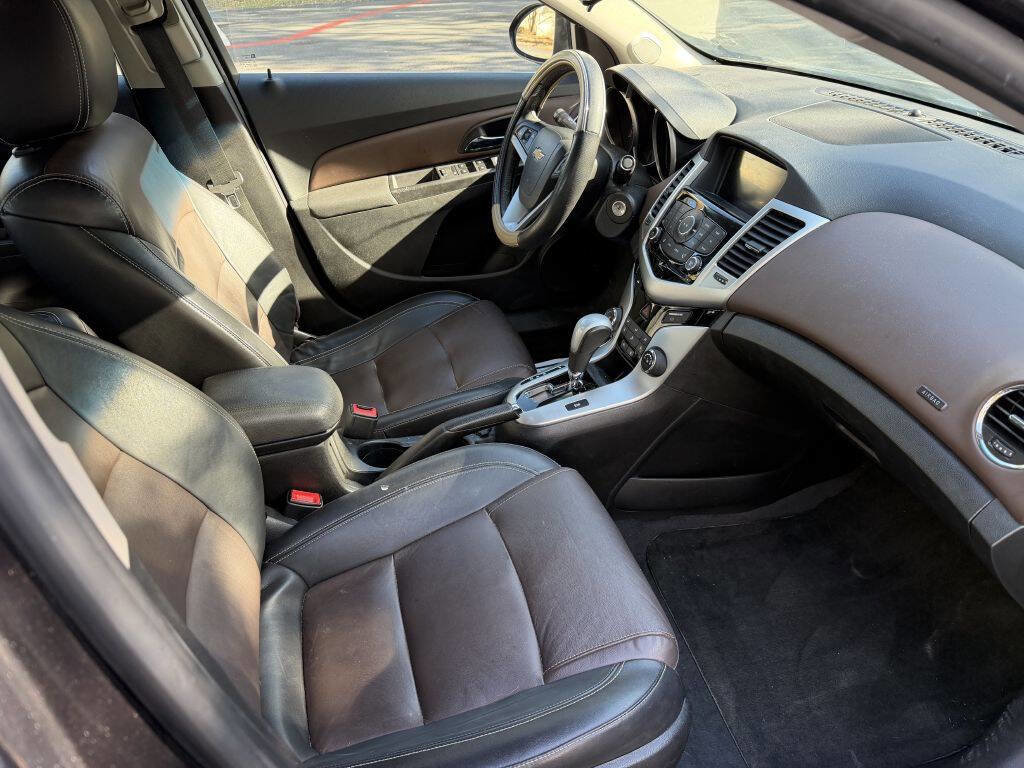 Used 2015 Chevrolet Cruze LT image 18