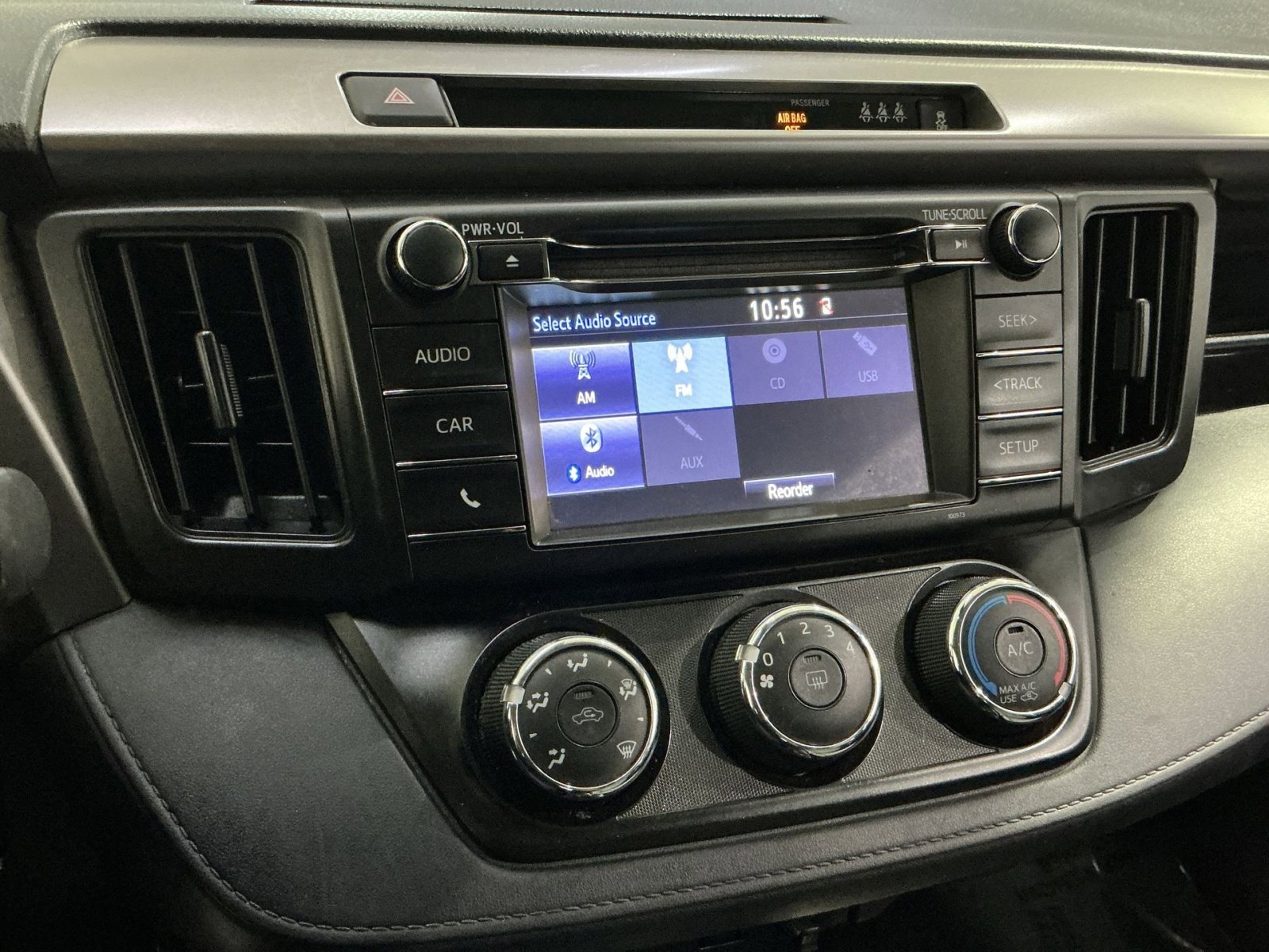 Used 2018 Toyota RAV4 LE image 26