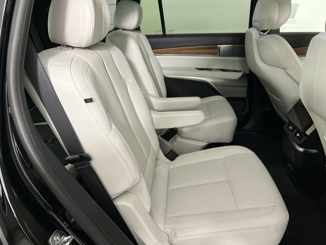 Used 2026 Cadillac Vistiq Sport image 28