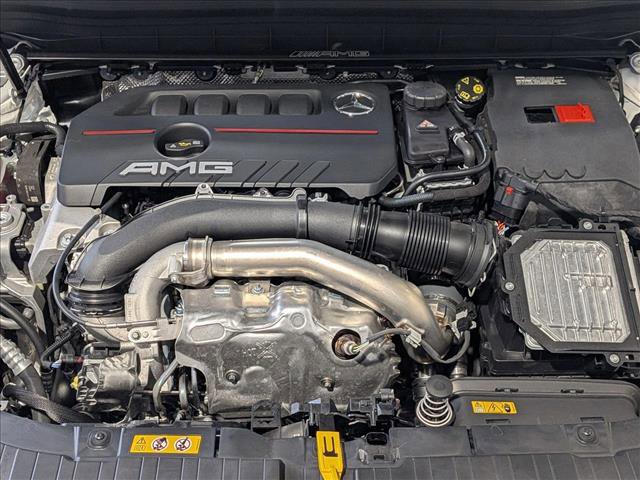 New 2025 Mercedes-Benz GLB 35 AMG 4MATIC image 15