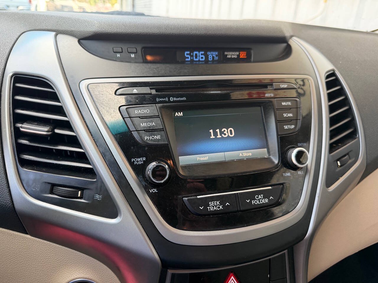 Used 2014 Hyundai Elantra Sport FWD image 25