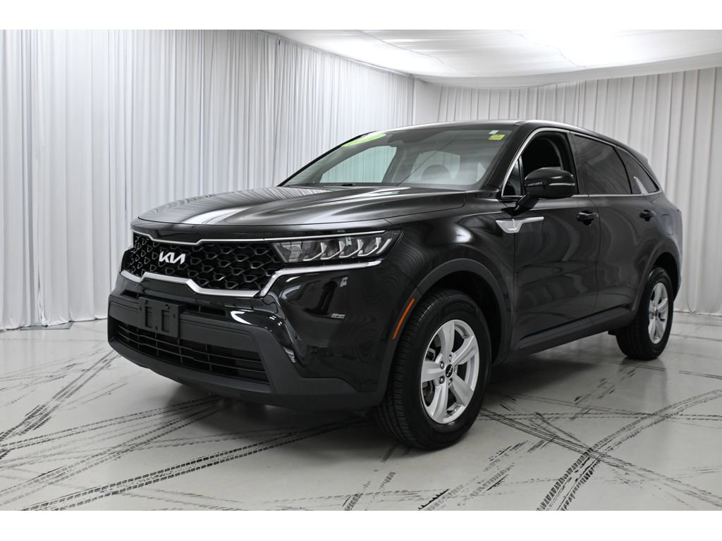 Used 2022 Kia Sorento LX AWD/4WD image 4