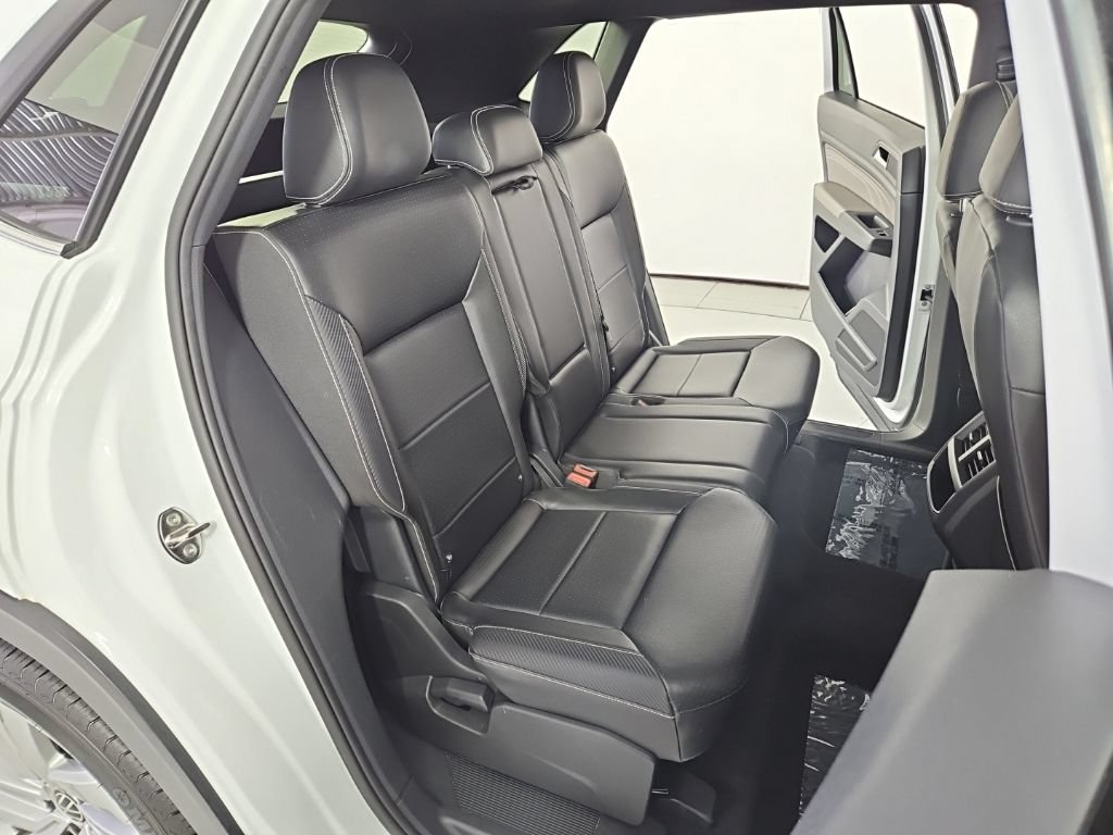 Used 2023 Volkswagen Atlas Cross Sport SE w/ Panoramic Sunroof Package AWD/4WD image 20