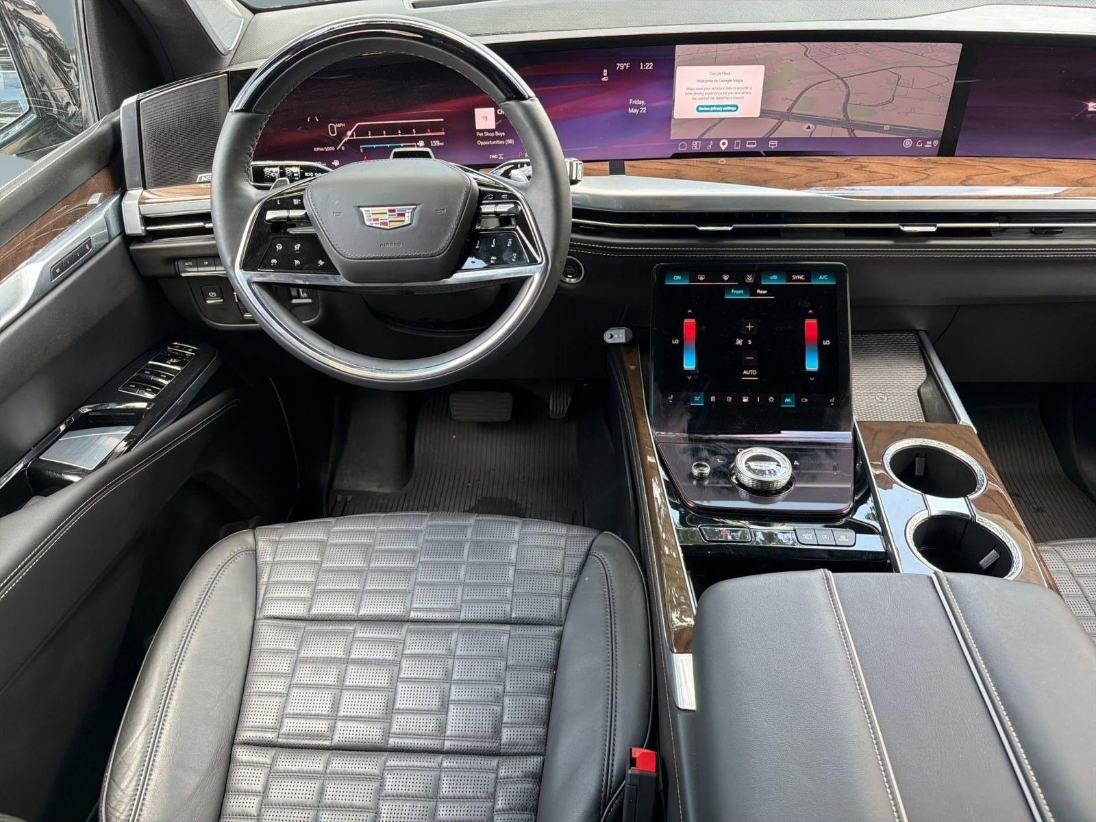 Certified 2025 Cadillac Escalade Sport Platinum w/ LPO, ONYX Package AWD/4WD image 23