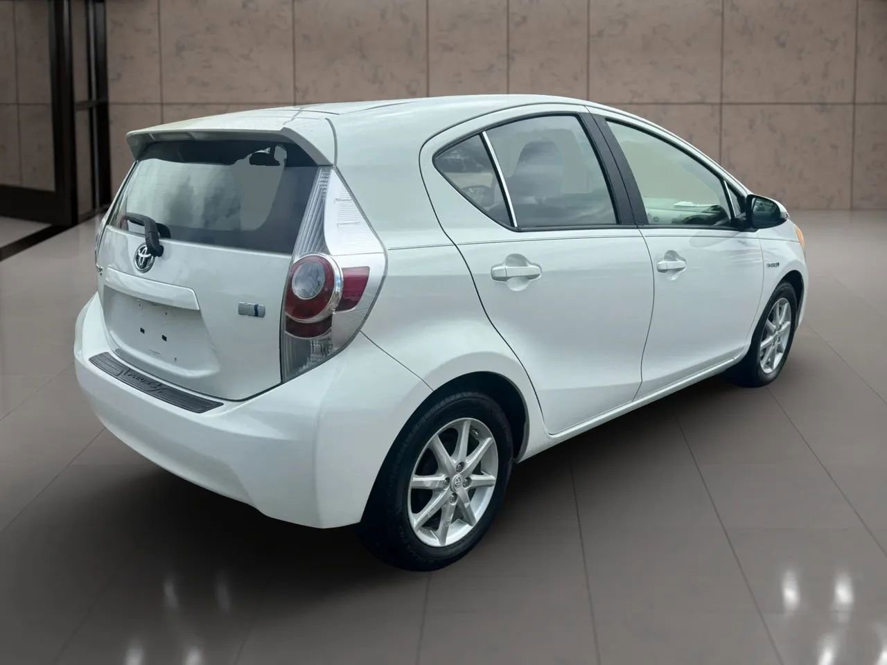 Used 2012 Toyota Prius C Three image 6