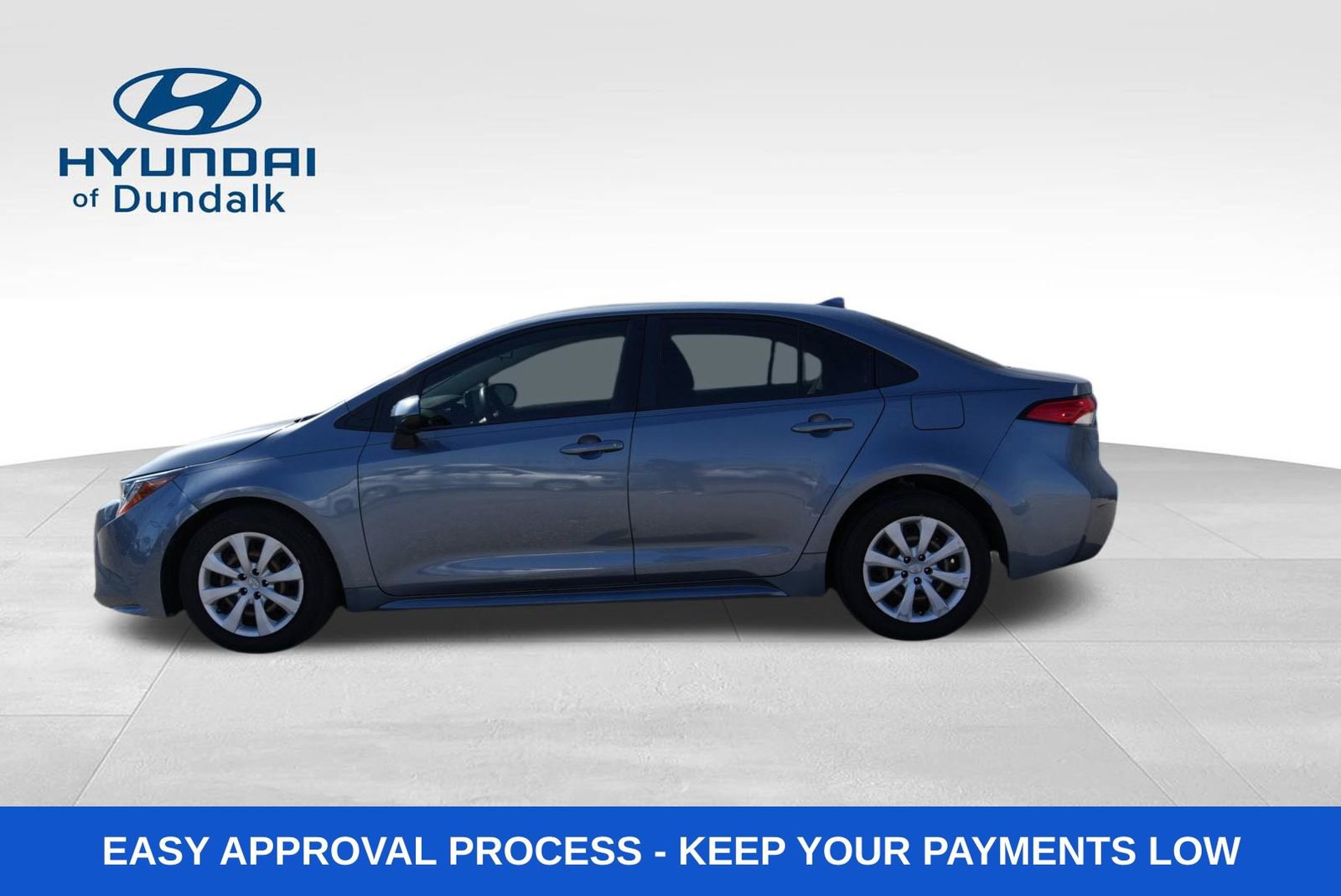 Used 2023 Toyota Corolla LE image 2