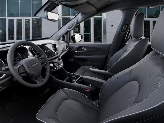 New 2027 Chrysler Pacifica Select FWD image 22