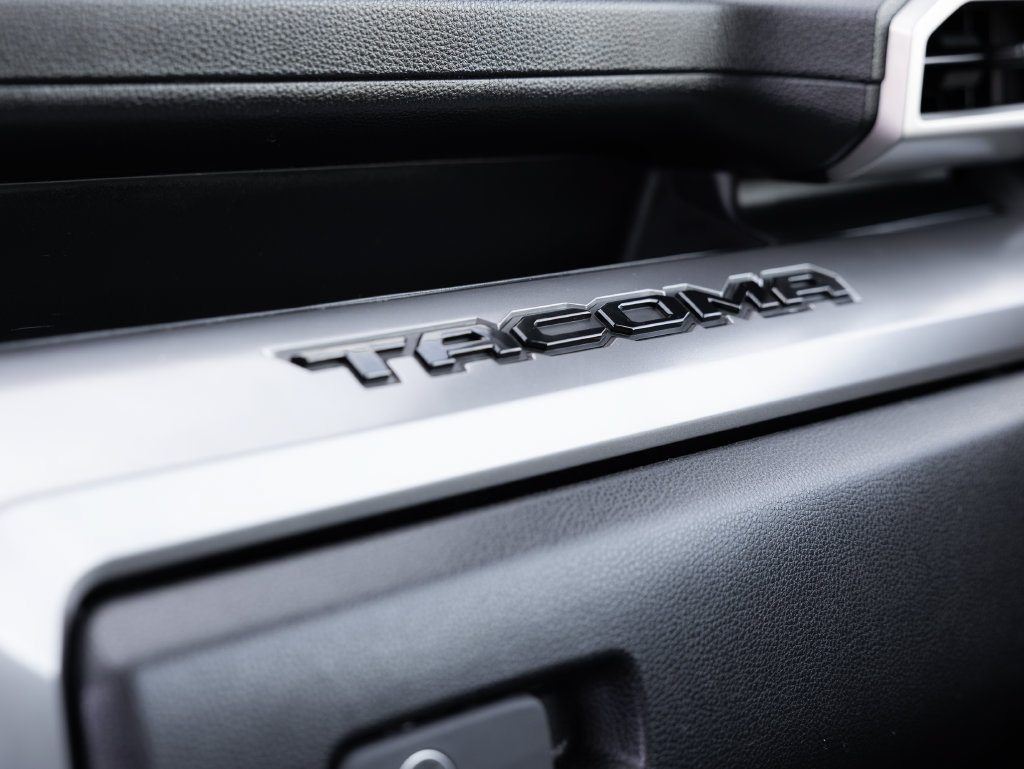 Used 2024 Toyota Tacoma TRD Off-Road AWD/4WD image 29