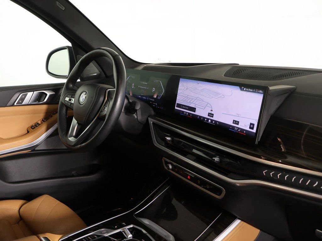 Used 2024 BMW X5 xDrive40i w/ Premium Package image 30