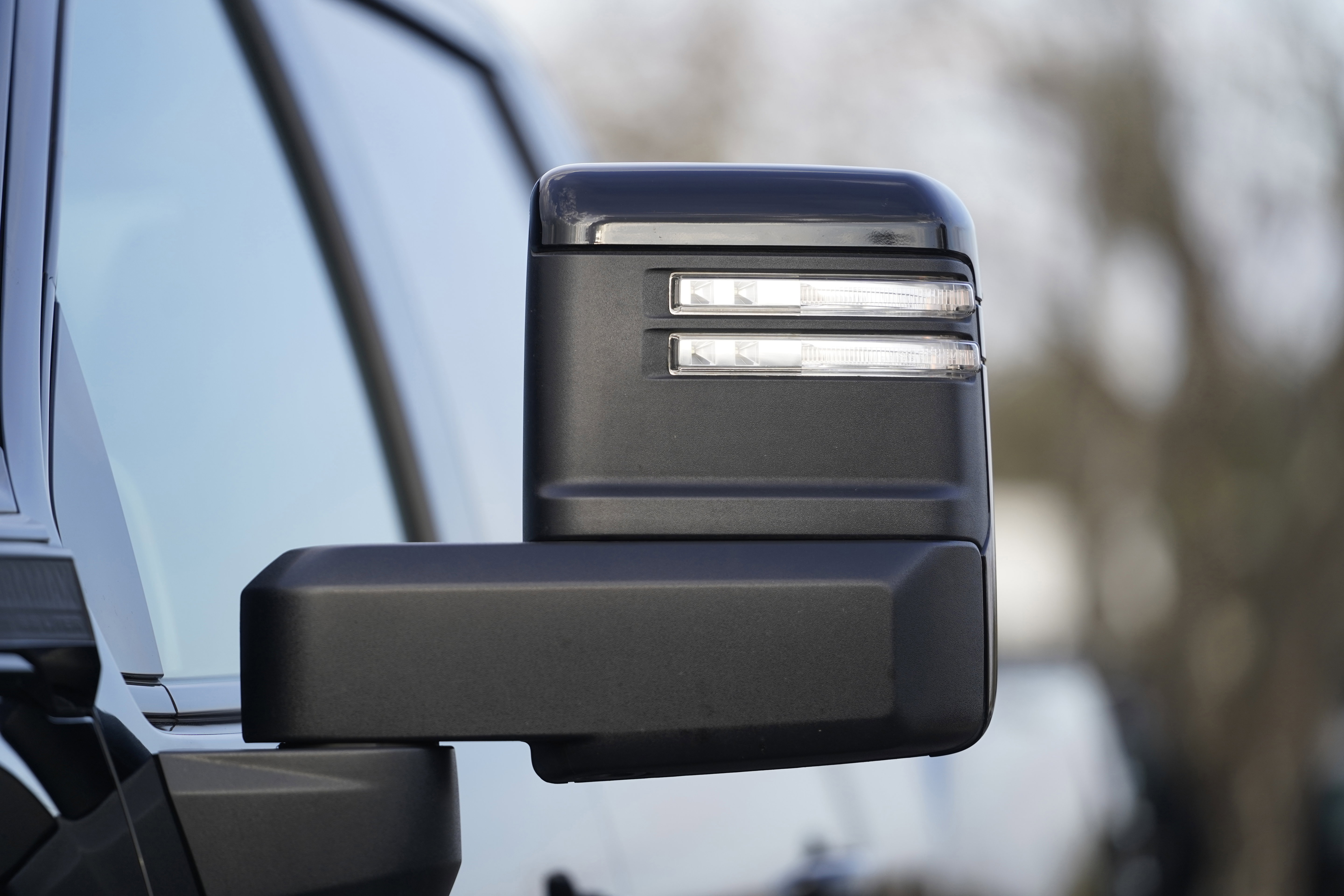 Used 2025 GMC Sierra 2500 AT4X image 39