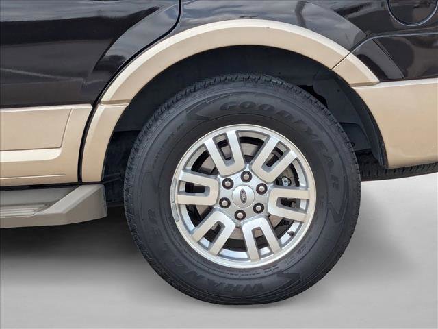Used 2013 Ford Expedition XLT RWD image 25