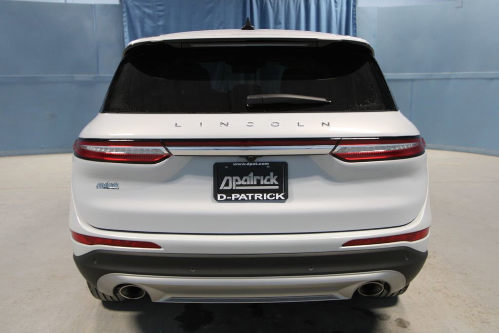 Used 2025 Lincoln Corsair AWD w/ Equipment Group 101A image 28