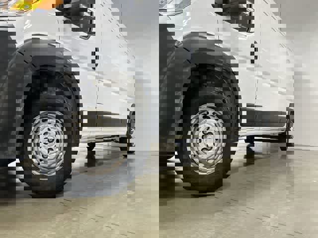 Used 2025 RAM ProMaster 2500 w/ Convenience Group image 24