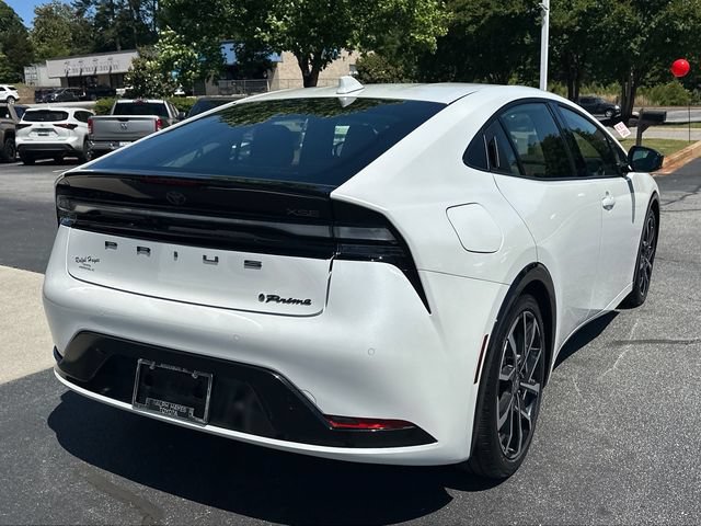 Used 2024 Toyota Prius Prime FWD image 3