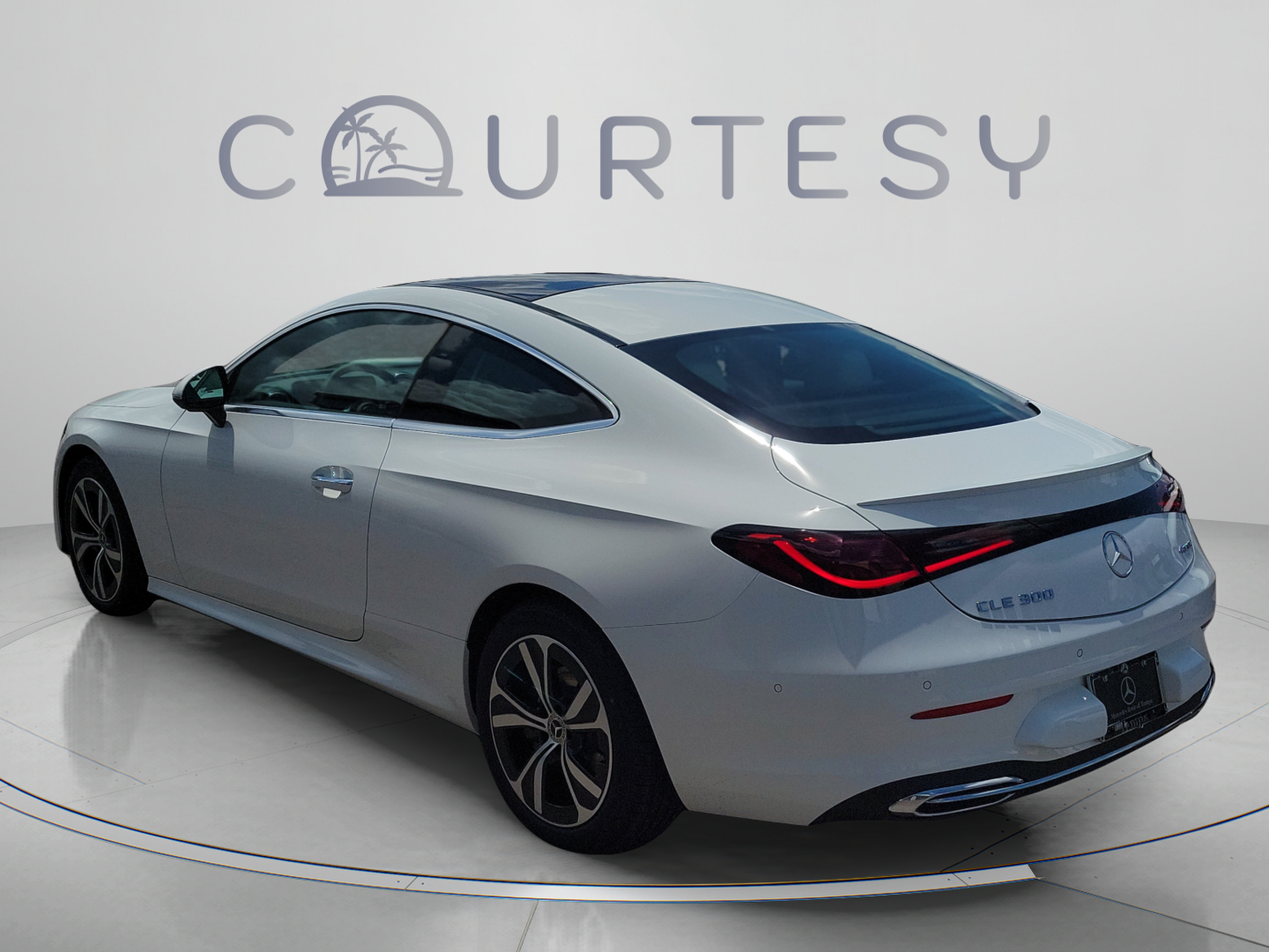 New 2026 Mercedes-Benz CLE 300 4MATIC Coupe image 2