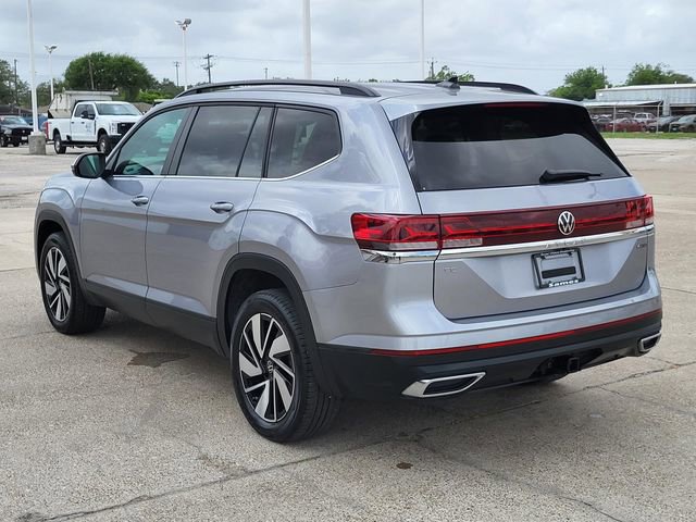 Used 2024 Volkswagen Atlas SE AWD/4WD image 18