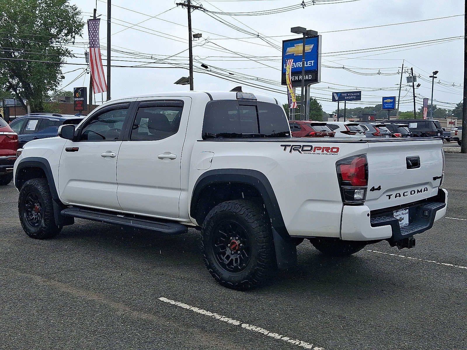 Used 2017 Toyota Tacoma TRD Pro AWD/4WD image 4