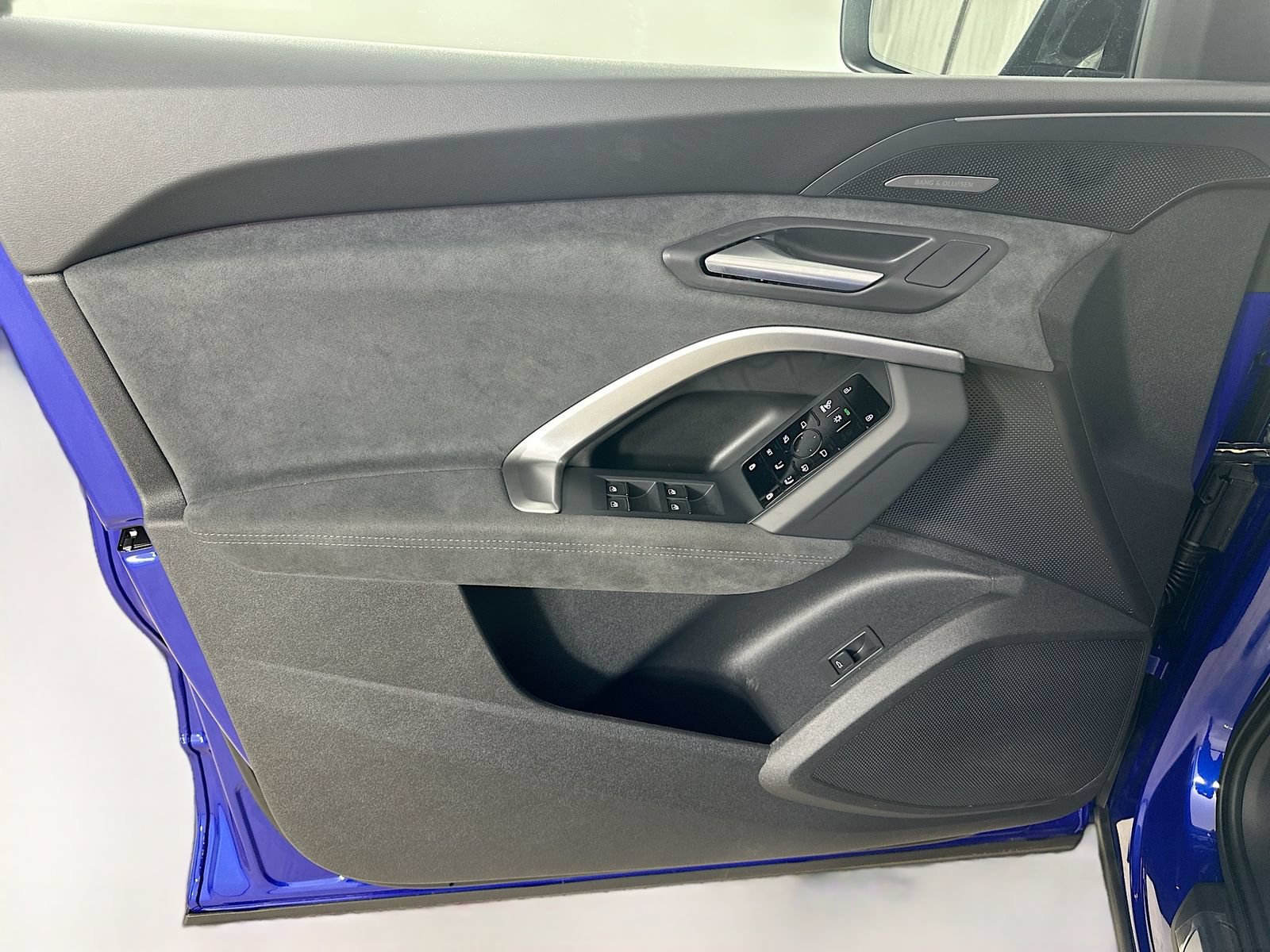 New 2026 Audi SQ5 Premium Plus AWD/4WD image 16