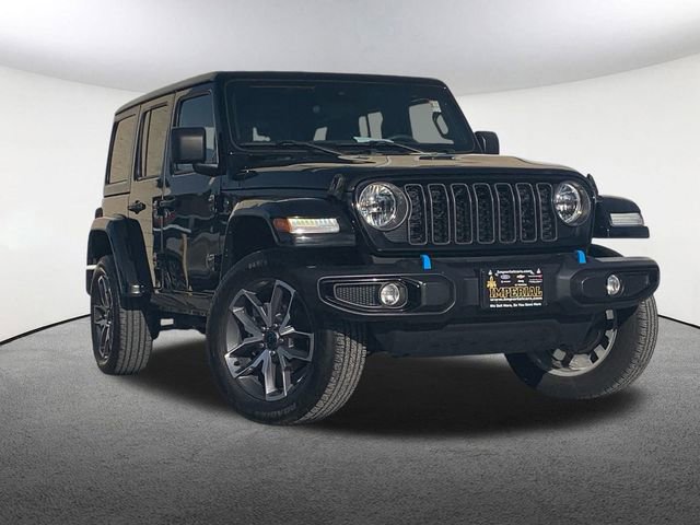 Used 2024 Jeep Wrangler Unlimited w/ Convenience Group image 2