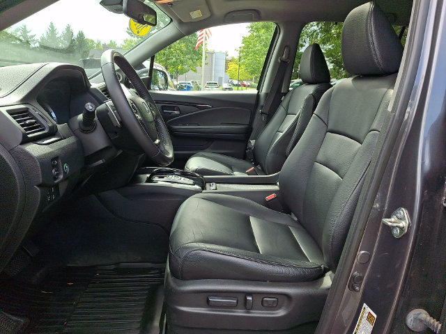 Used 2017 Honda Pilot Touring image 15