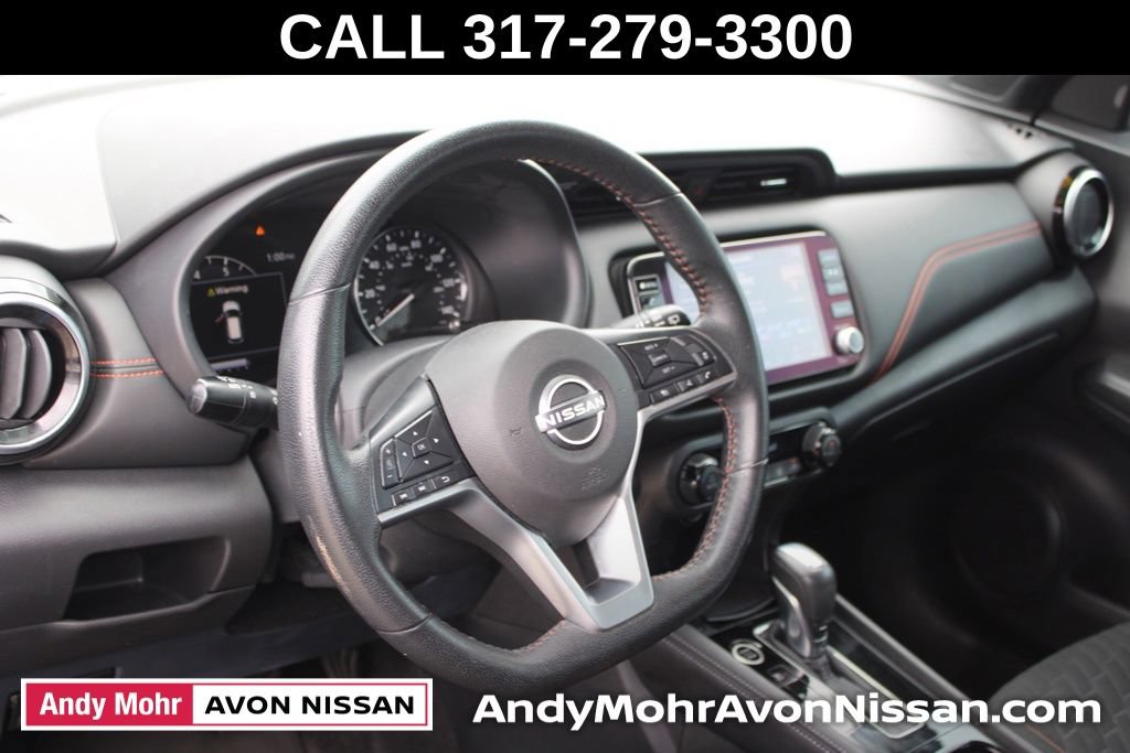 Used 2022 Nissan Kicks SR FWD image 17
