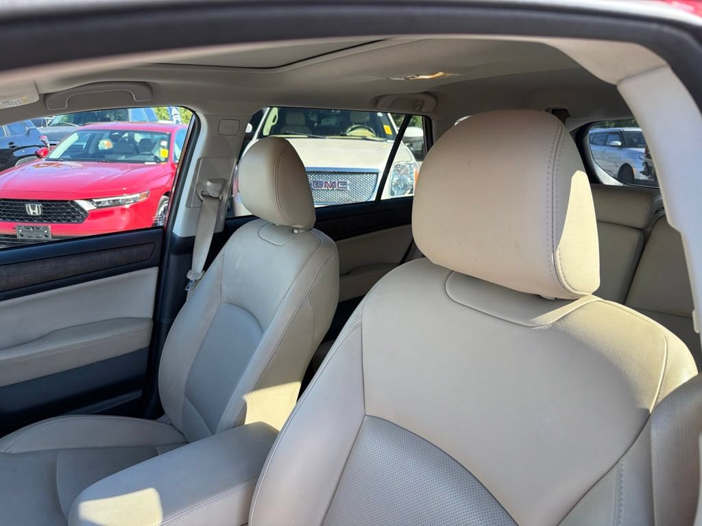 Used 2017 Subaru Outback 3.6R Limited AWD/4WD image 18