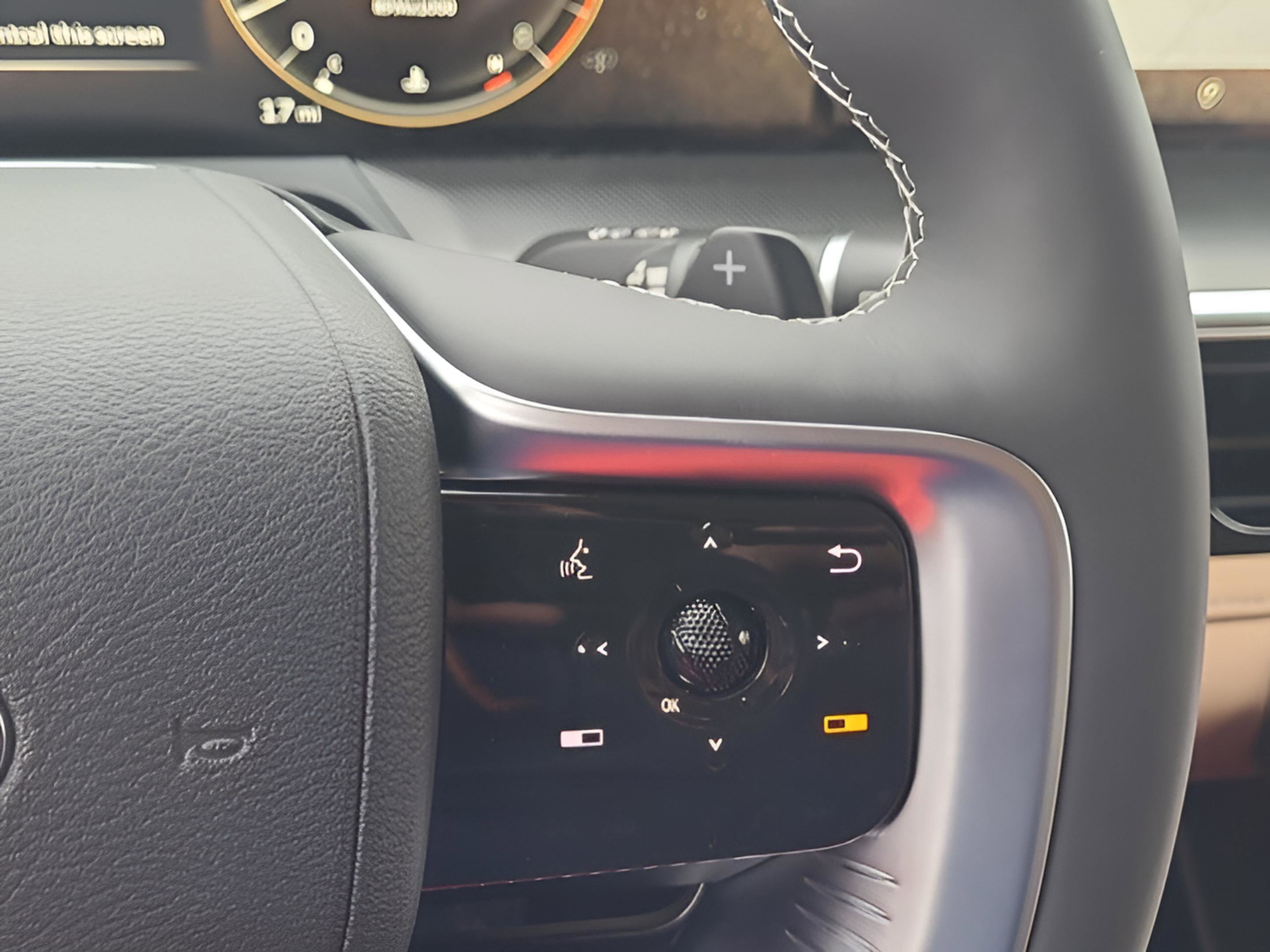 New 2026 INFINITI QX80 Luxe w/ Cargo Package image 21