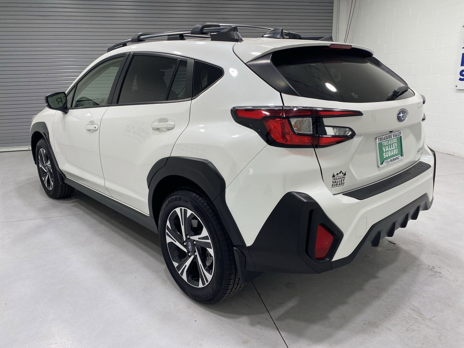 Used 2024 Subaru Crosstrek 2.0i Premium image 6