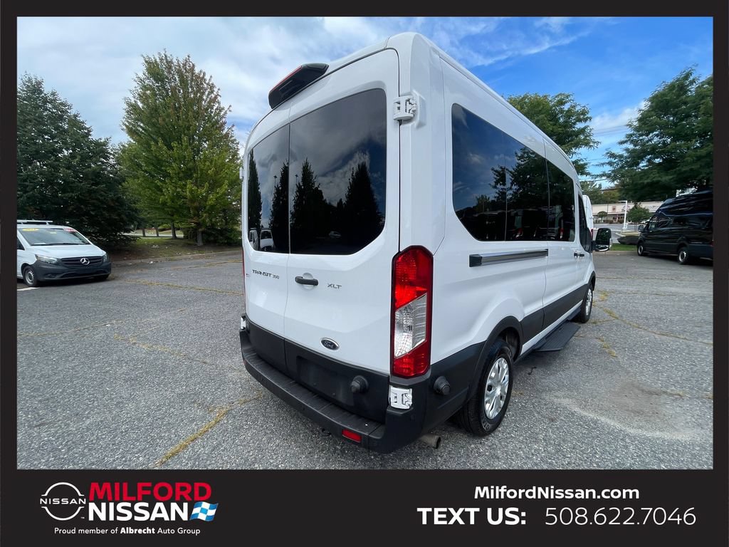 Used 2024 Ford Transit 350 XLT RWD image 5