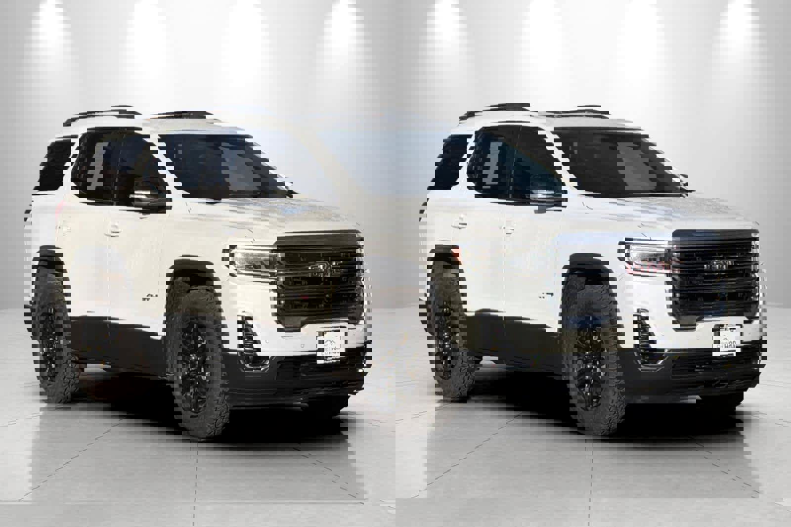 Used 2022 GMC Acadia AT4 w/ Technology Package image 9