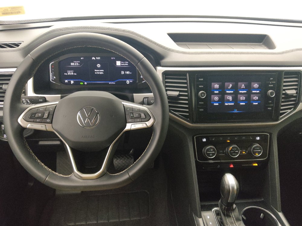 Used 2023 Volkswagen Atlas Cross Sport SE FWD image 22
