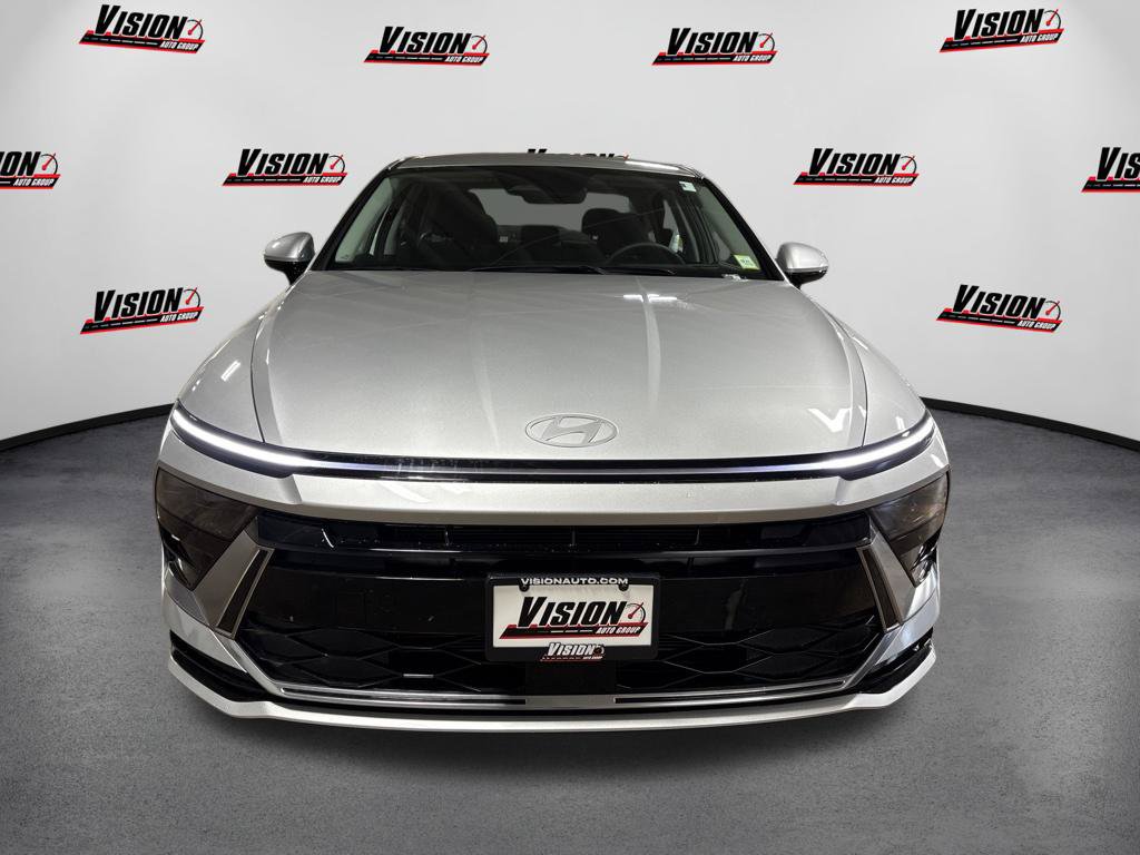 New 2026 Hyundai Sonata SEL FWD image 2