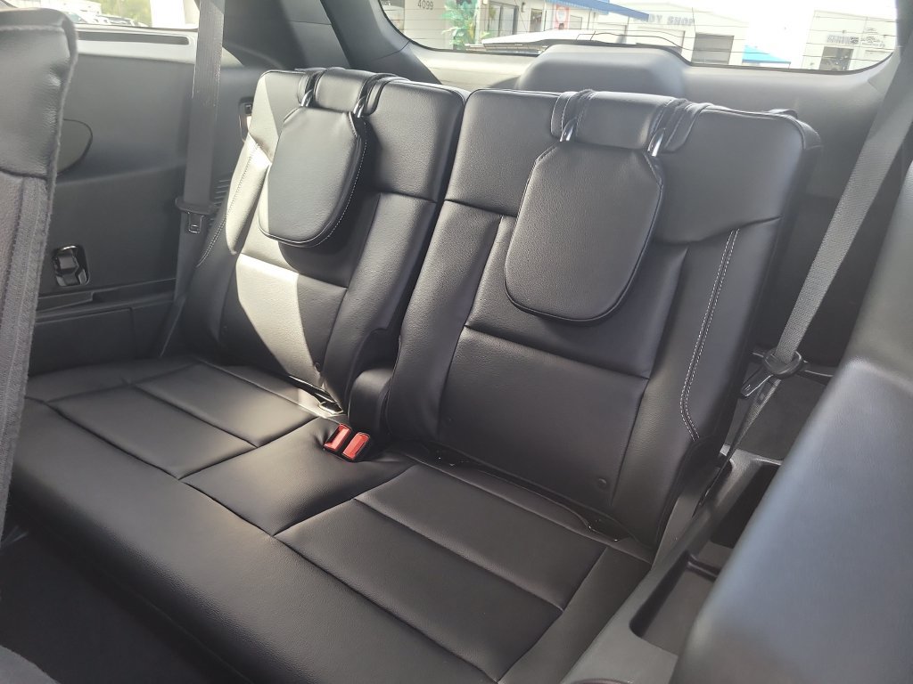 Certified 2023 Ford Explorer ST w/ ST Street Pack RWD image 12