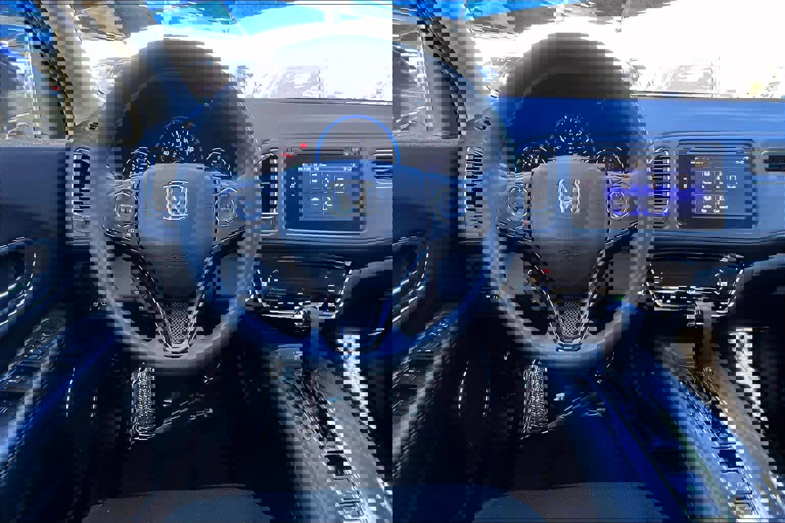 Used 2018 Honda HR-V EX image 5