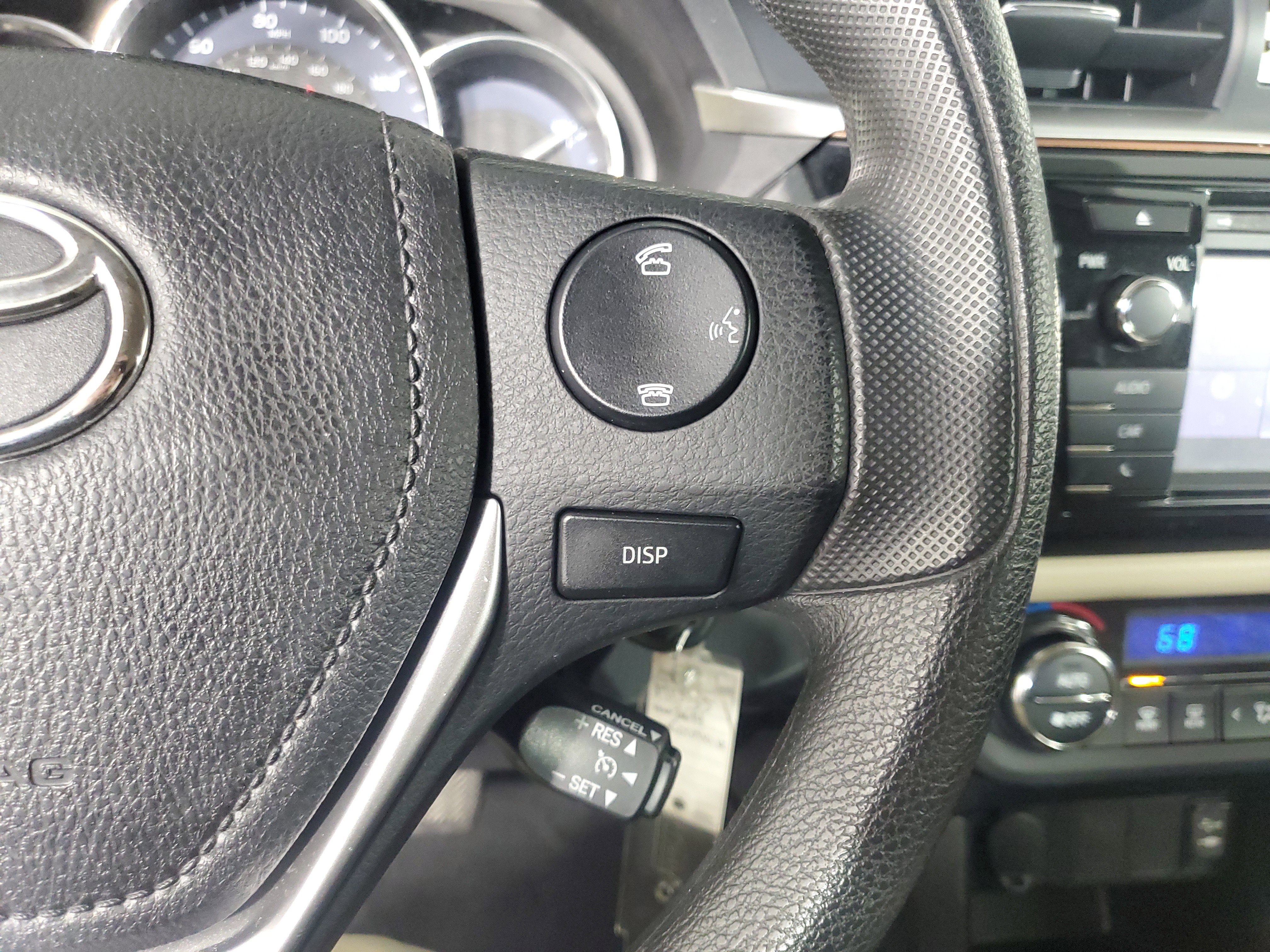 Used 2014 Toyota Corolla LE image 20