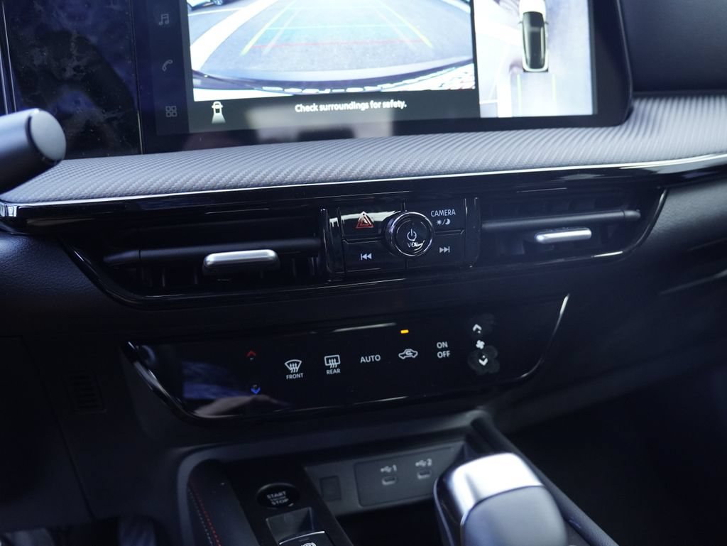 New 2026 Nissan Kicks SR FWD image 16