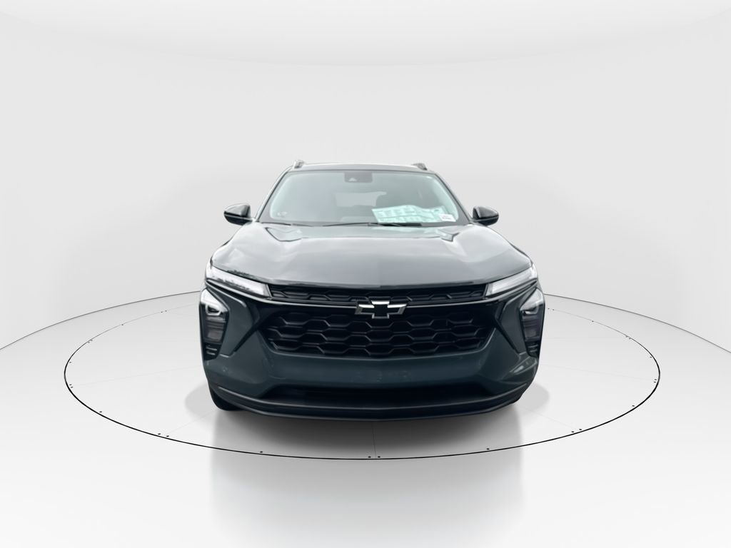 New 2026 Chevrolet Trax LT w/ Driver Confidence Package FWD image 3
