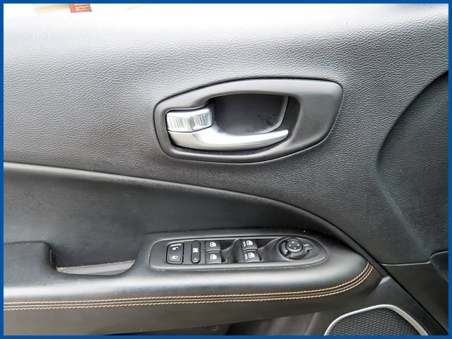 Certified 2019 Jeep Compass Limited AWD/4WD image 12