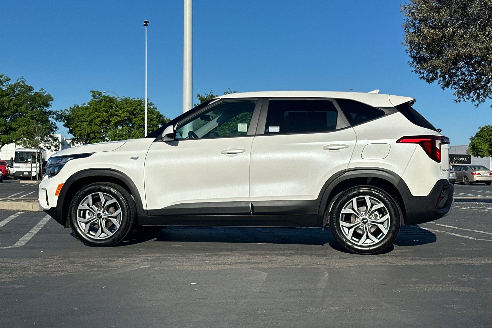 Certified 2026 Kia Seltos LX image 8