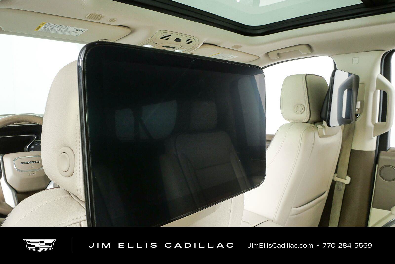 Used 2021 GMC Yukon XL Denali w/ Denali Premium Package RWD image 20
