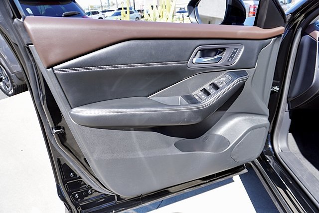 Certified 2023 Nissan Rogue SL w/ SL Premium Package FWD image 33
