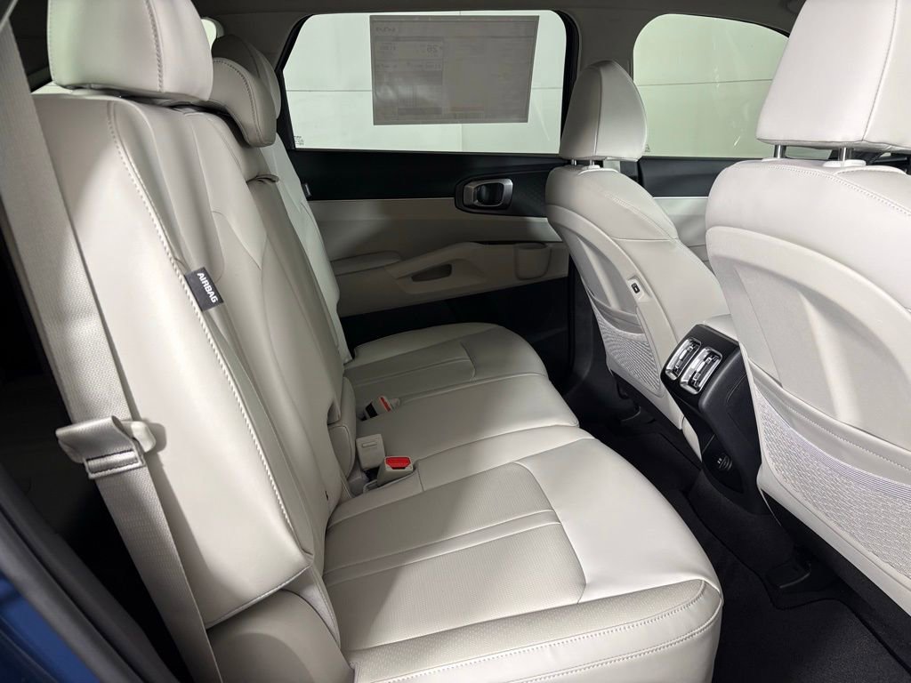 New 2026 Kia Sorento S image 14