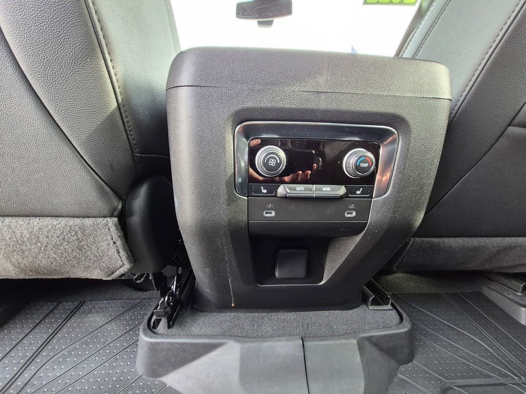 Used 2022 Chevrolet Tahoe RST w/ Luxury Package image 23