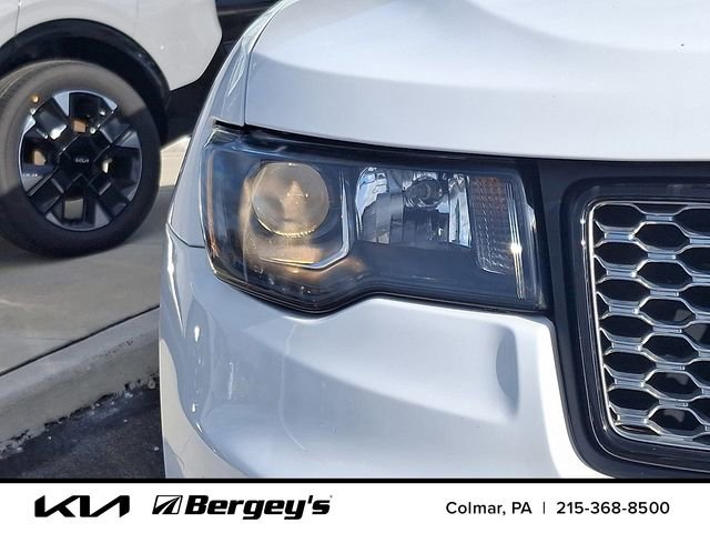 Used 2020 Jeep Grand Cherokee Altitude image 11