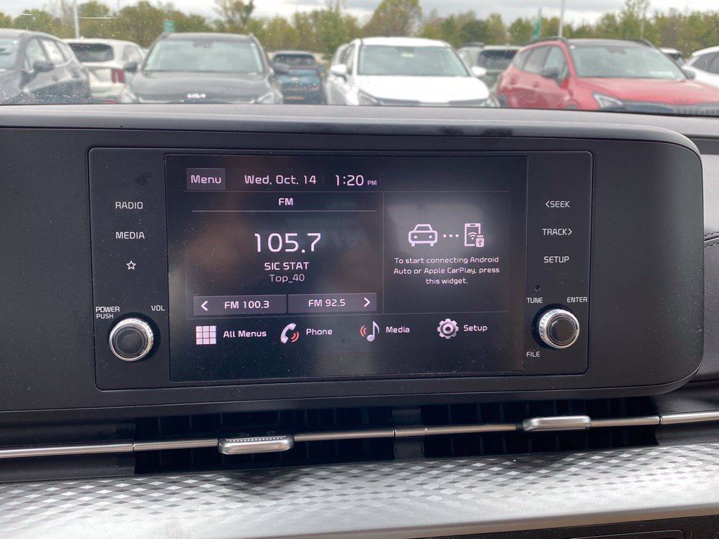 Certified 2024 Kia Carnival LX FWD image 15